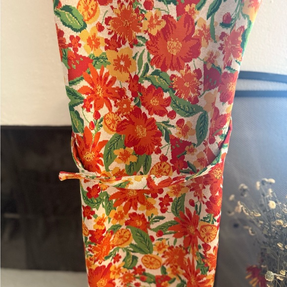 Zara Floral Midi Dress - Red and Green - Picture 2 of 3